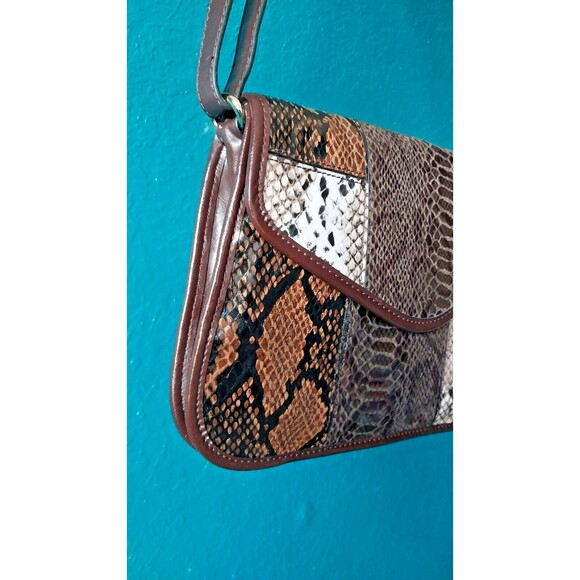 Faux Leather Boa Snakeskin Shoulder Crossbody Bag Purse Cosmopolitan - Picture 7 of 15